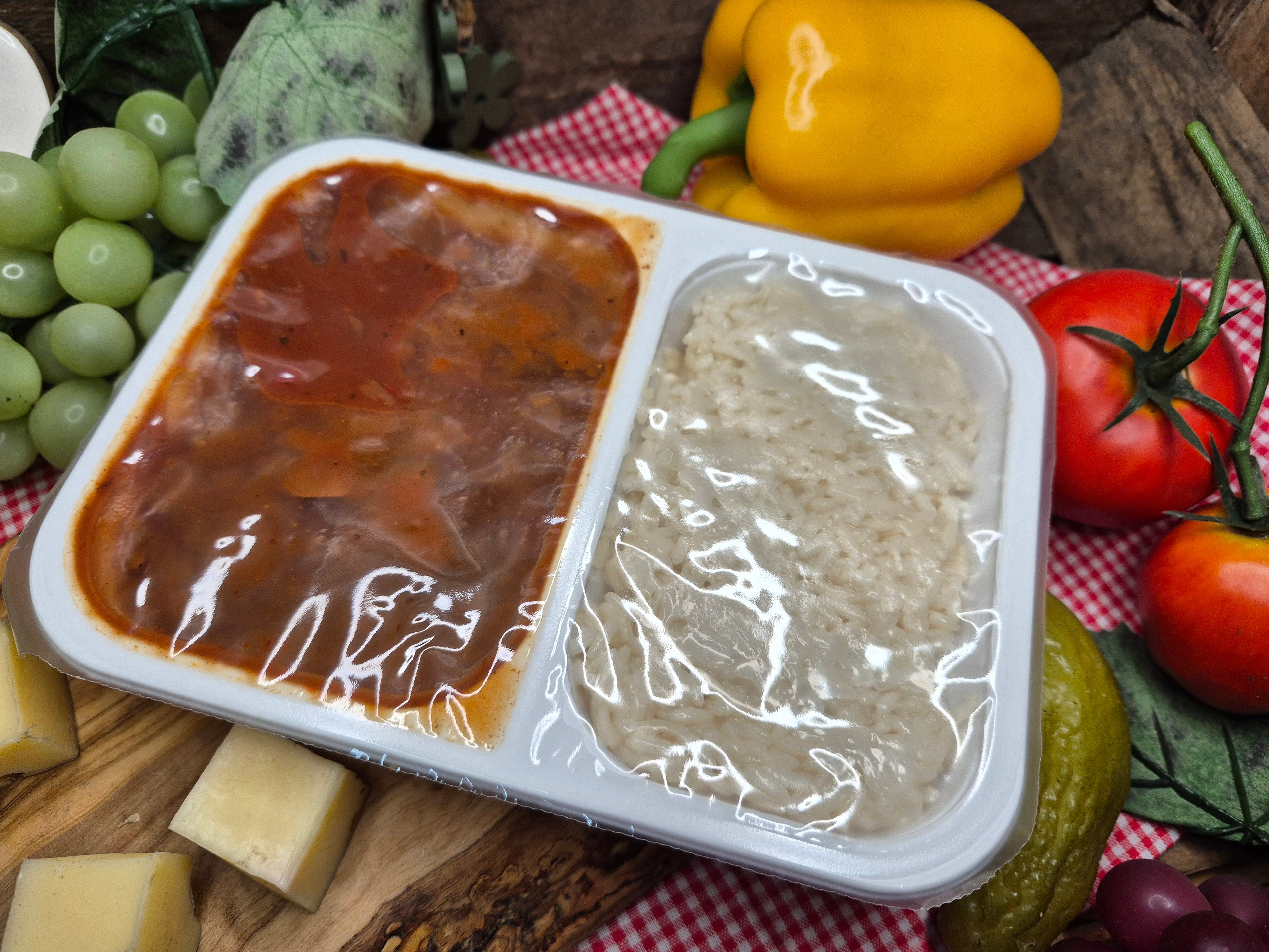 Cevapcici in pikanter Sauce mit Reis 2 Kammer-Schale 350g