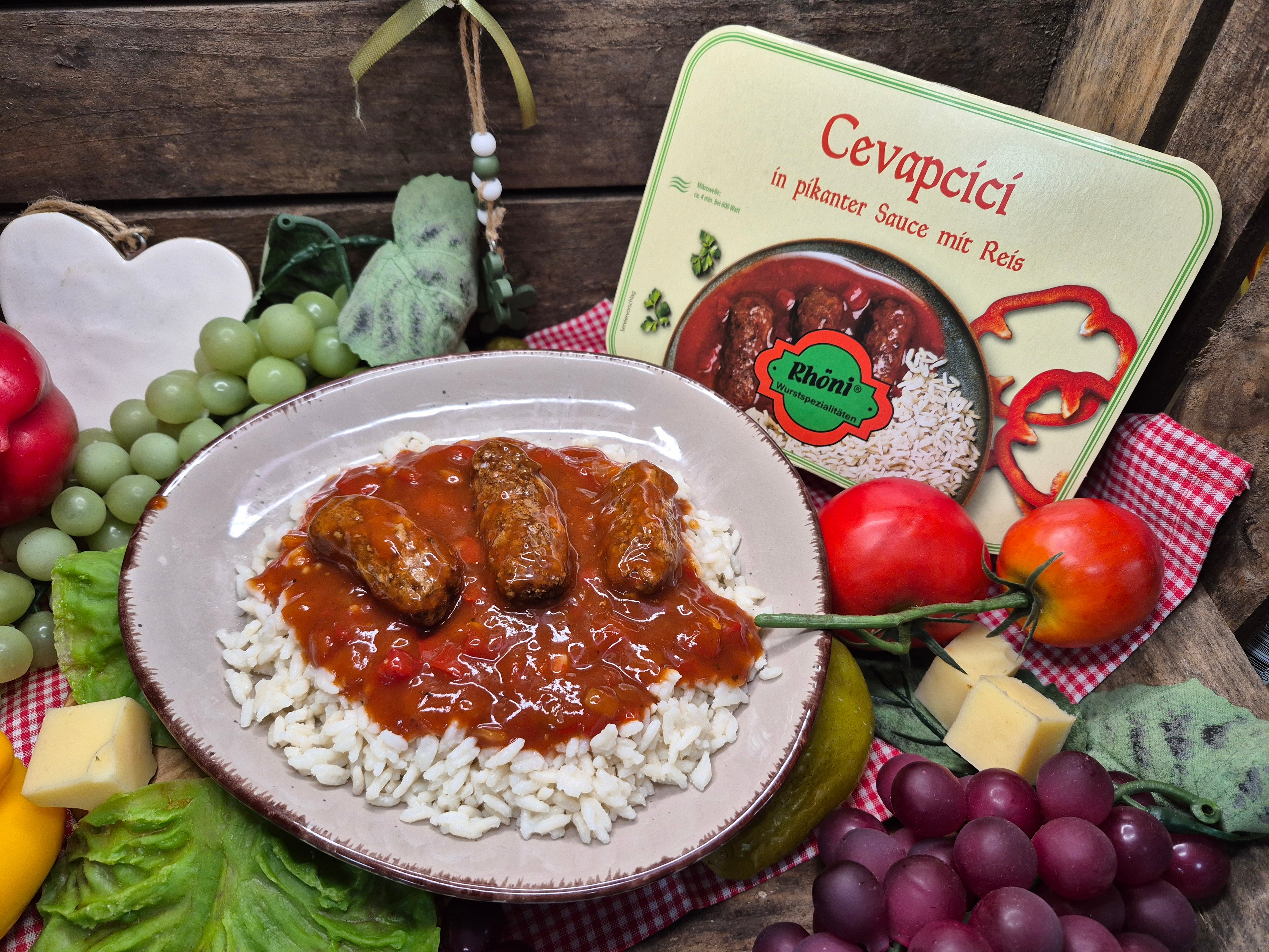 Cevapcici in pikanter Sauce mit Reis 2 Kammer-Schale 350g