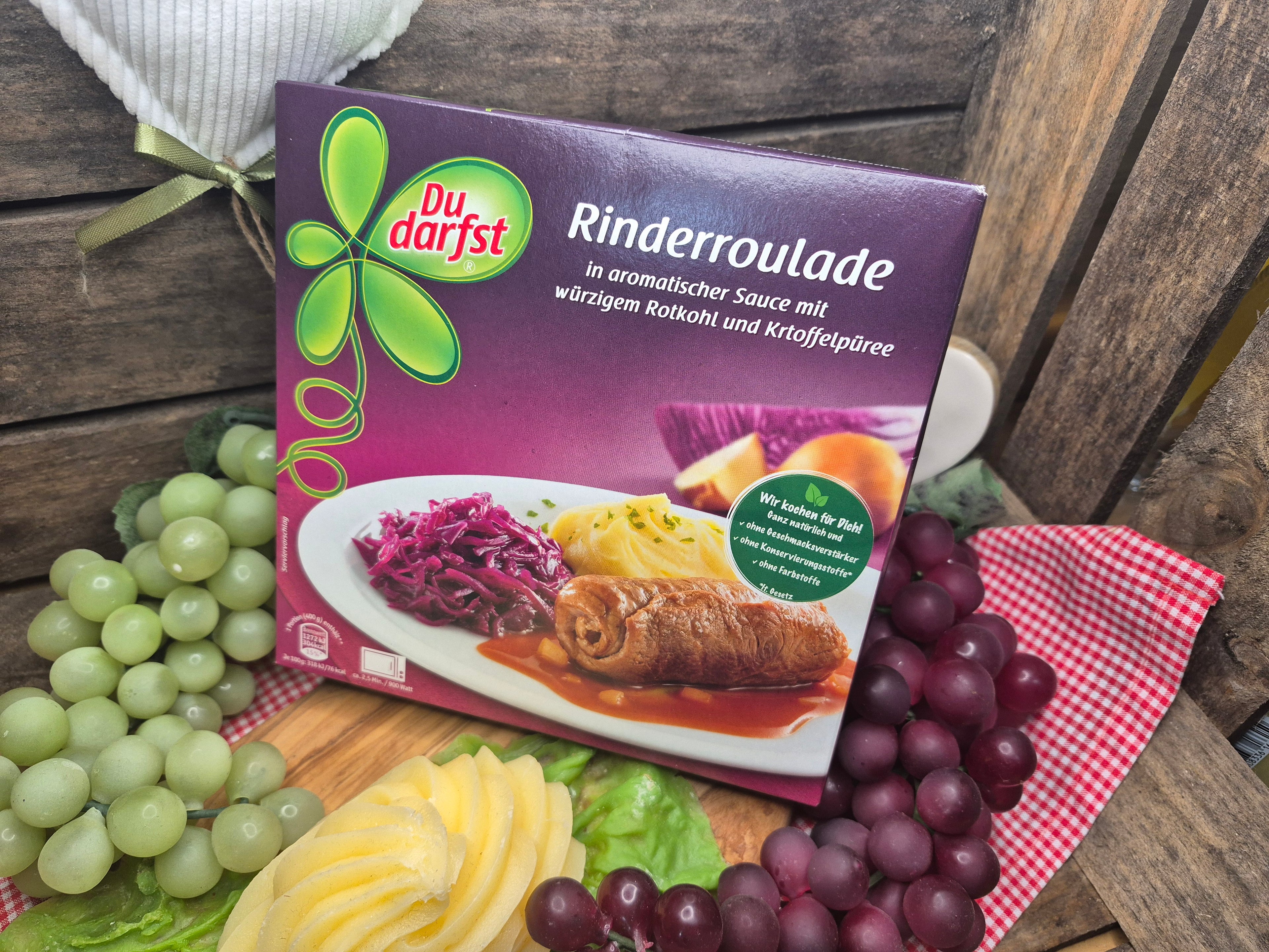 Du darfst Rinderroulade in aromatischer Sauce mit würzigem Rotkohl und Kartoffelpüree 400g