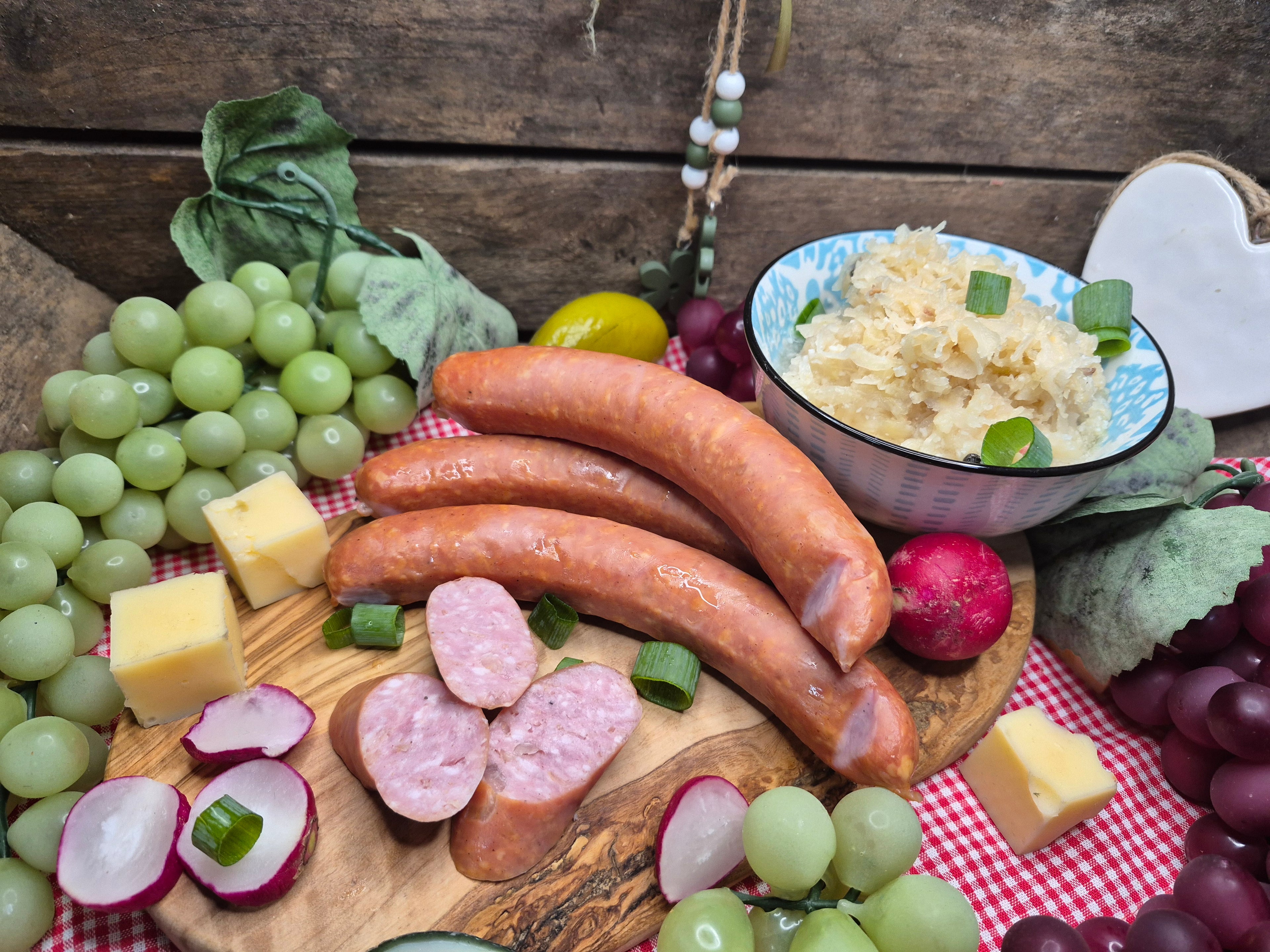 Hausmacher Krautwürstchen 3er 240g (MHD: 22.05.2026)