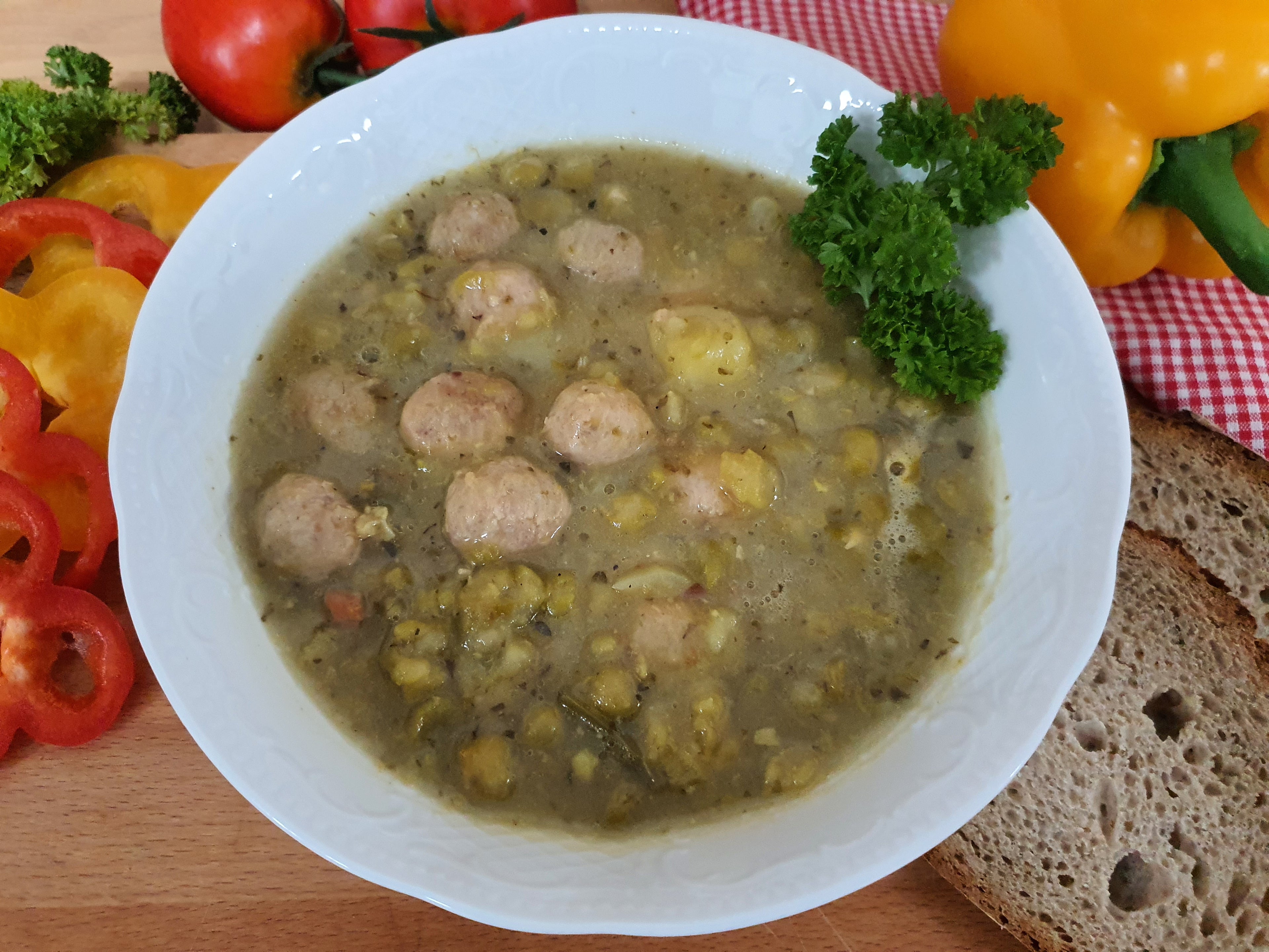 Erbseneintopf mit Fleischklößchen  & Kartoffeln 800g Dose